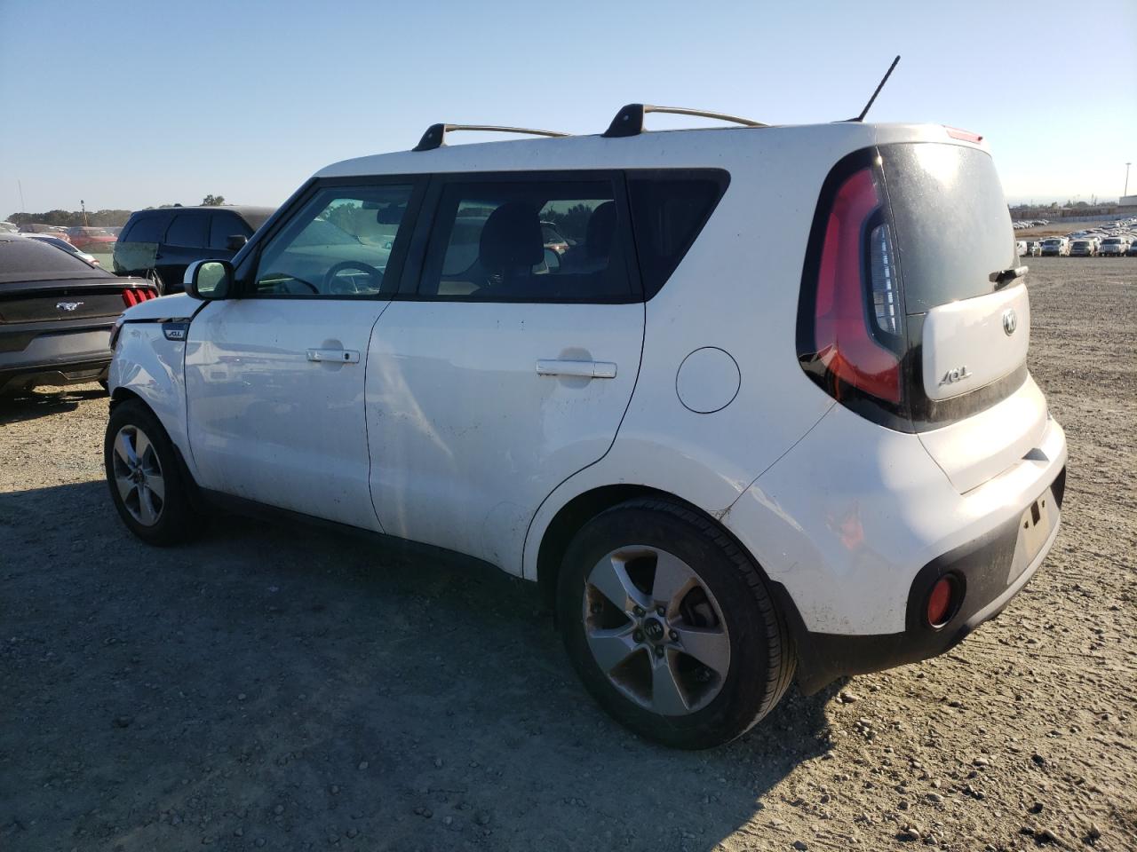 Obraz 2 z 2018 KIA SOUL  2018 z VIN KNDJN2A25J7586883