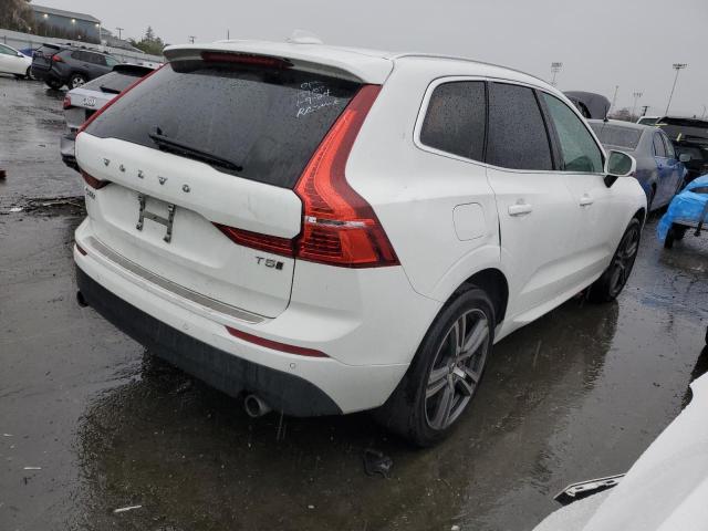 Obraz 3 z 2020 VOLVO XC60 T5 MOMENTUM 2020 z VIN YV4102RK1L1460008