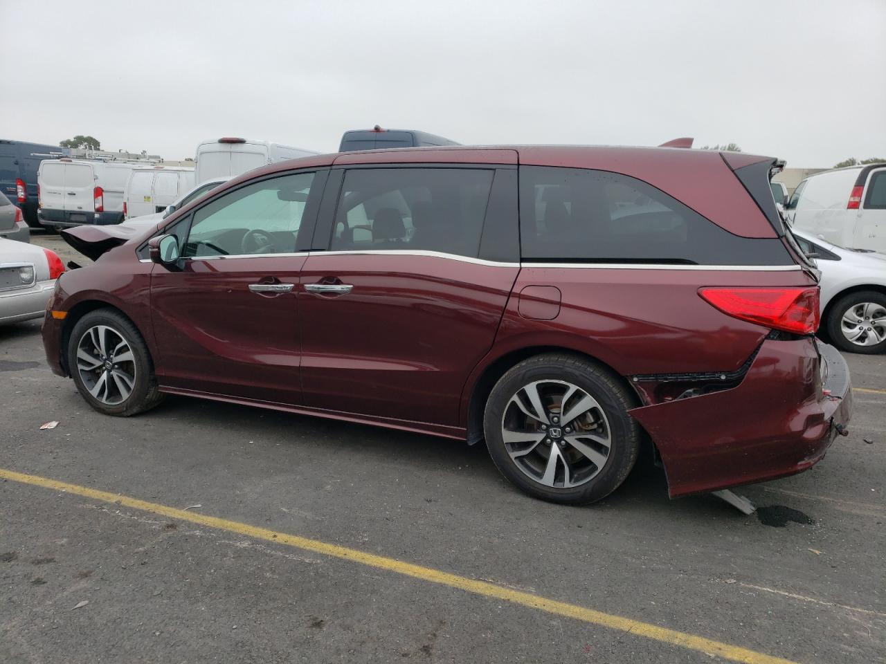 Изображение 2 2018 HONDA ODYSSEY ELITE 2018 с VIN 5FNRL6H97JB035769