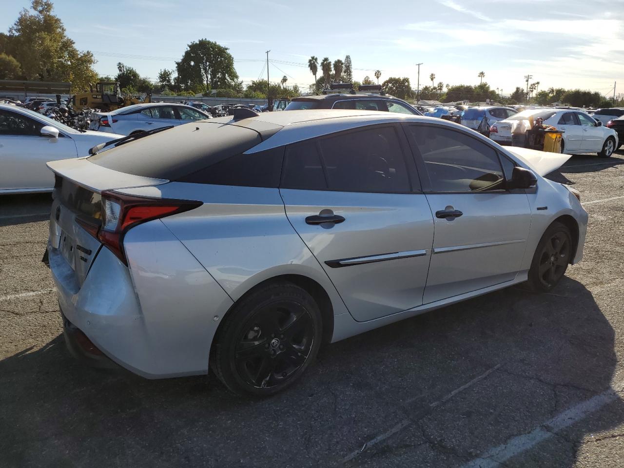 Изображение 3 2022 TOYOTA PRIUS NIGHT SHADE 2022 с VIN JTDKAMFU5N3171680