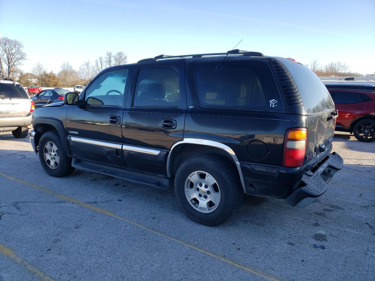 Image 2 of 2001 GMC YUKON  2001 with VIN 1GKEK13TX1R199426