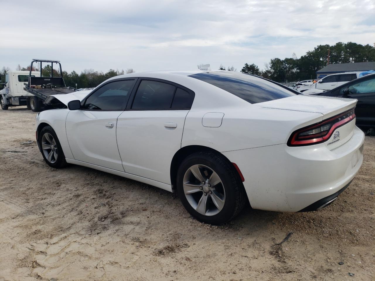 Obraz 2 z 2016 DODGE CHARGER SXT 2016 z VIN 2C3CDXHG9GH185705