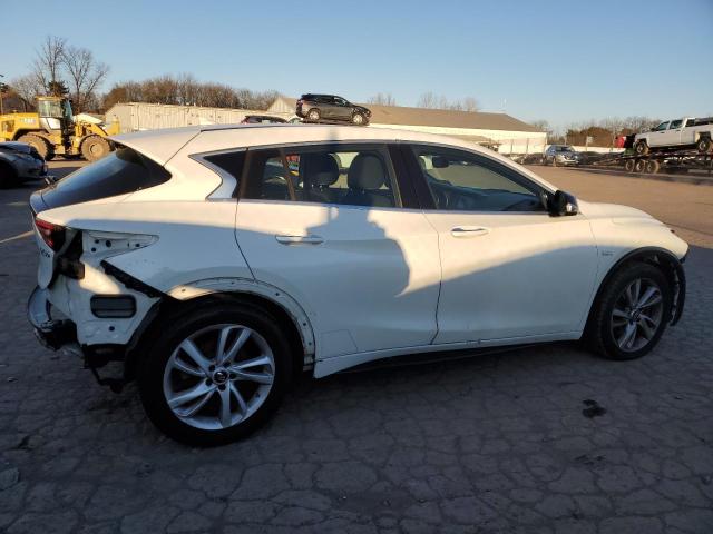 Изображение 3 2017 INFINITI QX30 BASE 2017 с VIN SJKCH5CP2HA017350