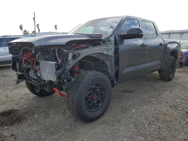 Obraz 1 z 2023 TOYOTA TUNDRA CREWMAX LIMITED 2023 z VIN 5TFPC5DB4PX028061
