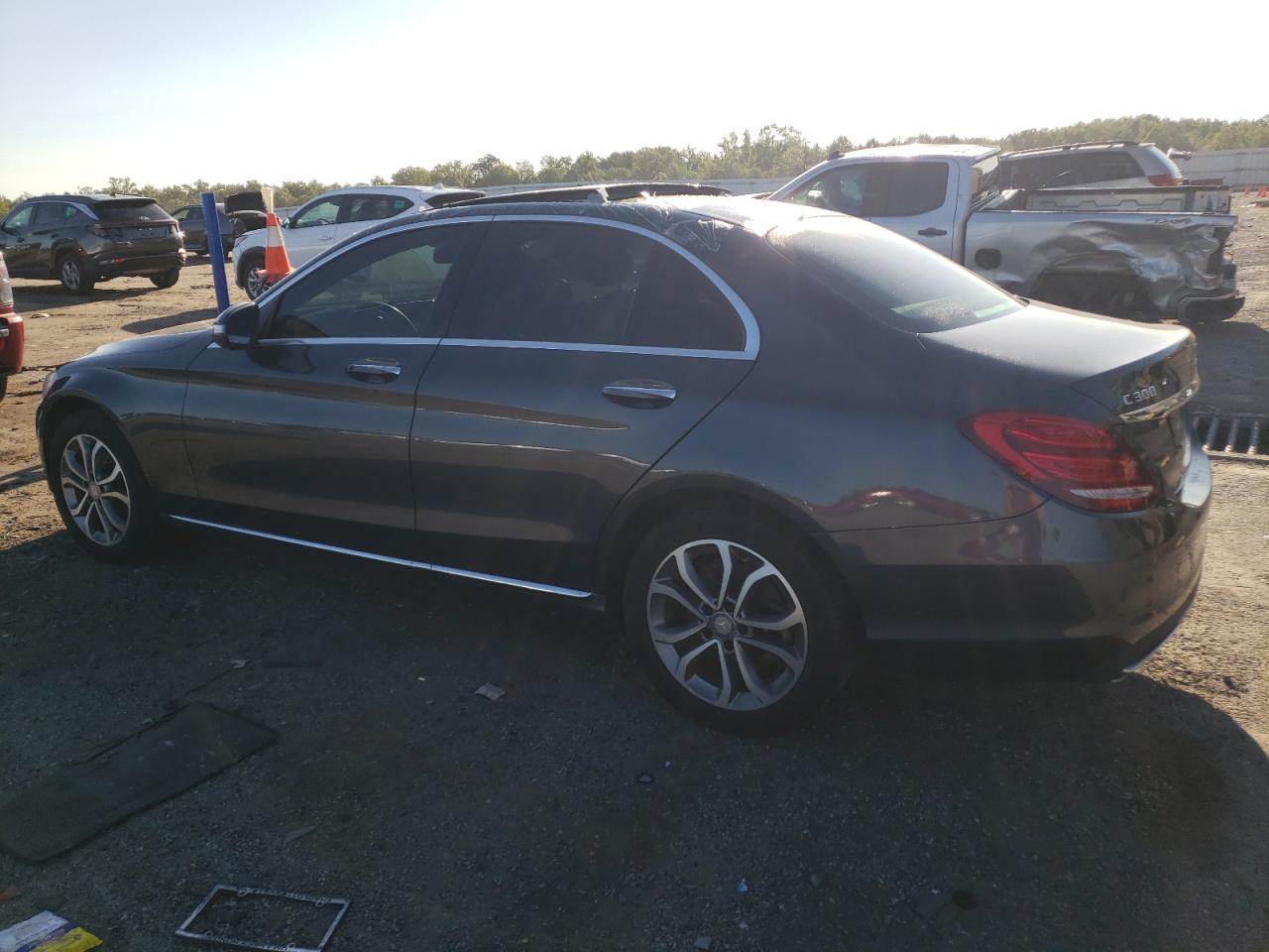 Image 2 of Mercedes-Benz C 300 4Matic 2015 with VIN 55SWF4KB4FU030061