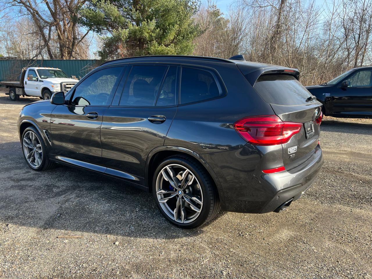 Image 3 of 2018 BMW X3 XDRIVEM40I 2018 with VIN 5UXTS3C52J0Z00298