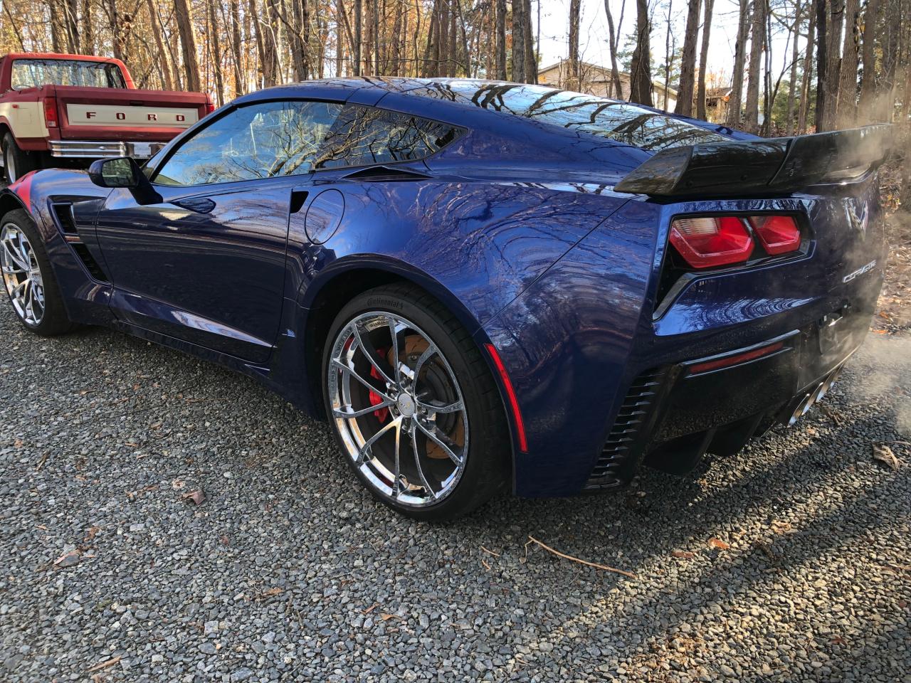 Image 3 of 2017 CHEVROLET CORVETTE GRAND SPORT 2LT 2017 with VIN 1G1YX2D77H5110178