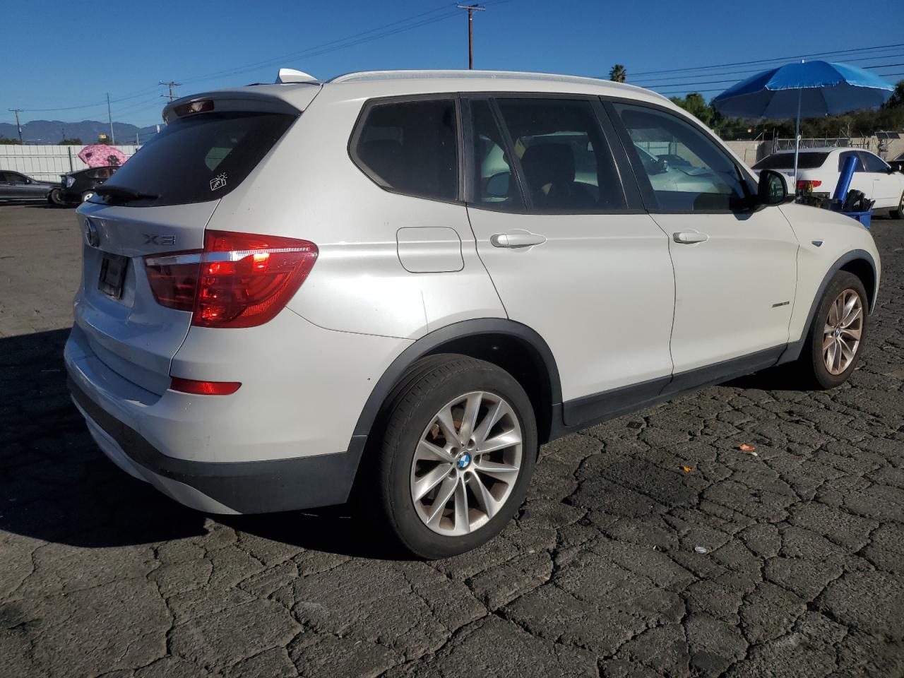 Obraz 3 z 2015 BMW X3 SDRIVE28I 2015 z VIN 5UXWZ7C50F0F75967