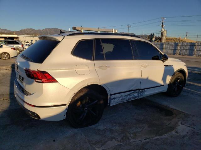 Изображение 3 2023 VOLKSWAGEN TIGUAN SE R-LINE BLACK 2023 с VIN 3VVCB7AX8PM124053