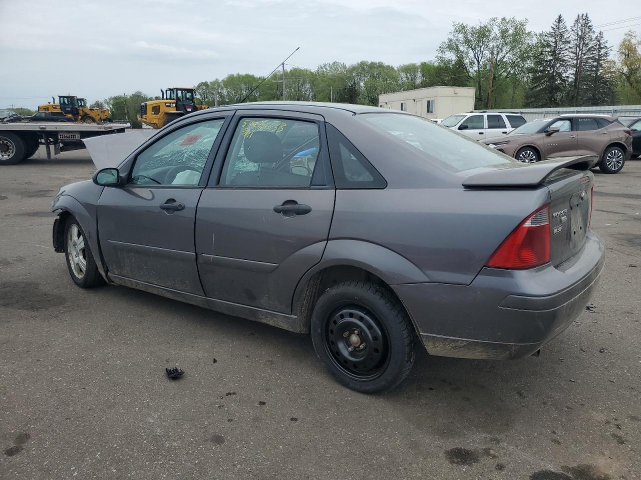 Image 2 of 2007 FORD FOCUS ZX4 2007 with VIN 1FAHP34N17W185033