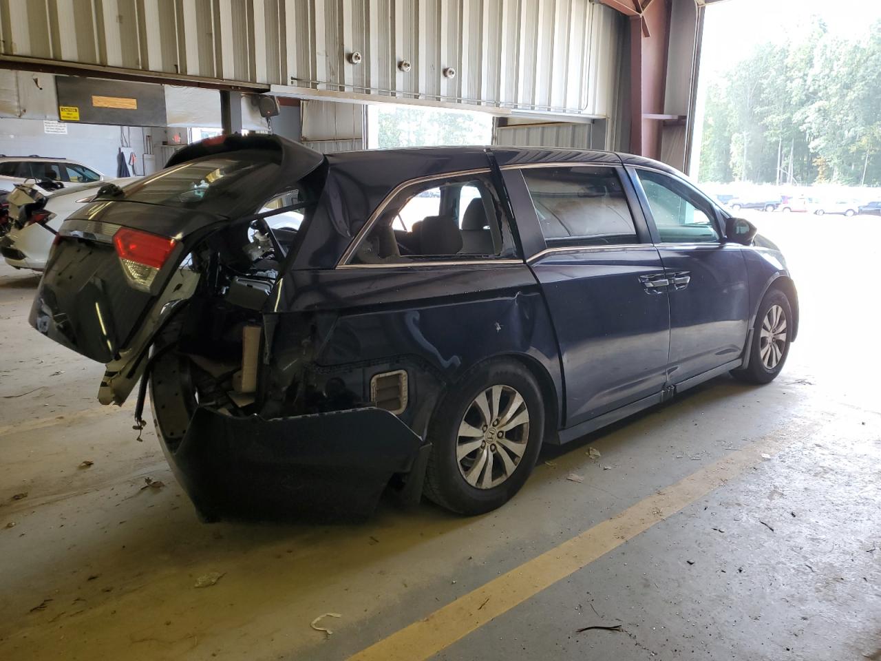 Изображение 3 2015 HONDA ODYSSEY EXL 2015 с VIN 5FNRL5H69FB050989