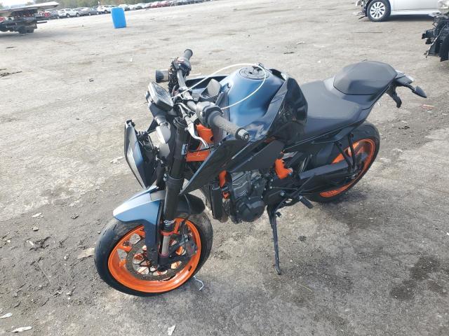 Image 2 of 2022 KTM 890 DUKE R 2022 with VIN VBKTU9406NM830318