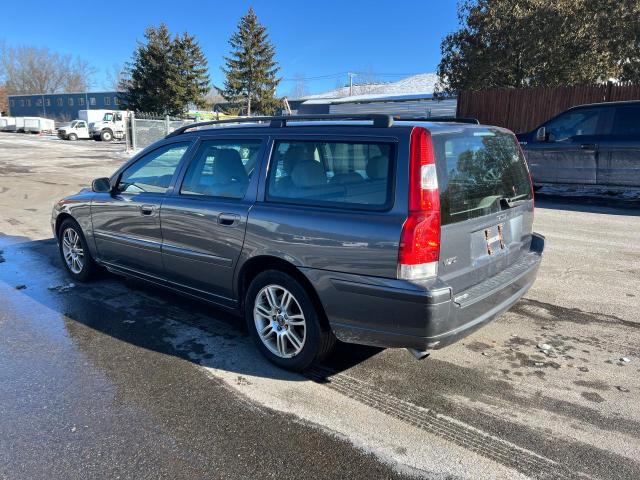 Image 3 of 2006 VOLVO V70  2006 with VIN YV1SW612962553585