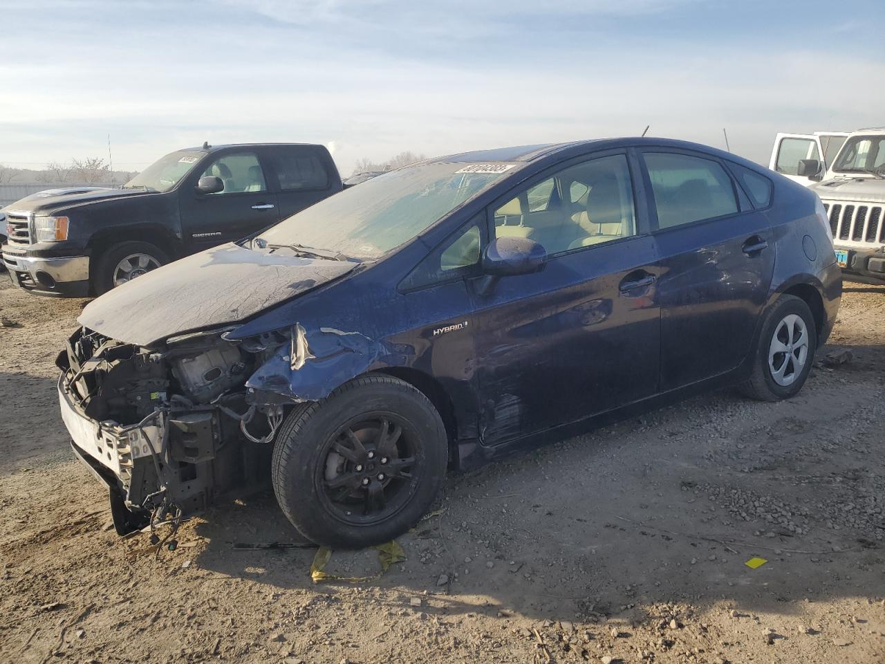 Image 1 of 2015 TOYOTA PRIUS  2015 with VIN JTDKN3DU3F0419784