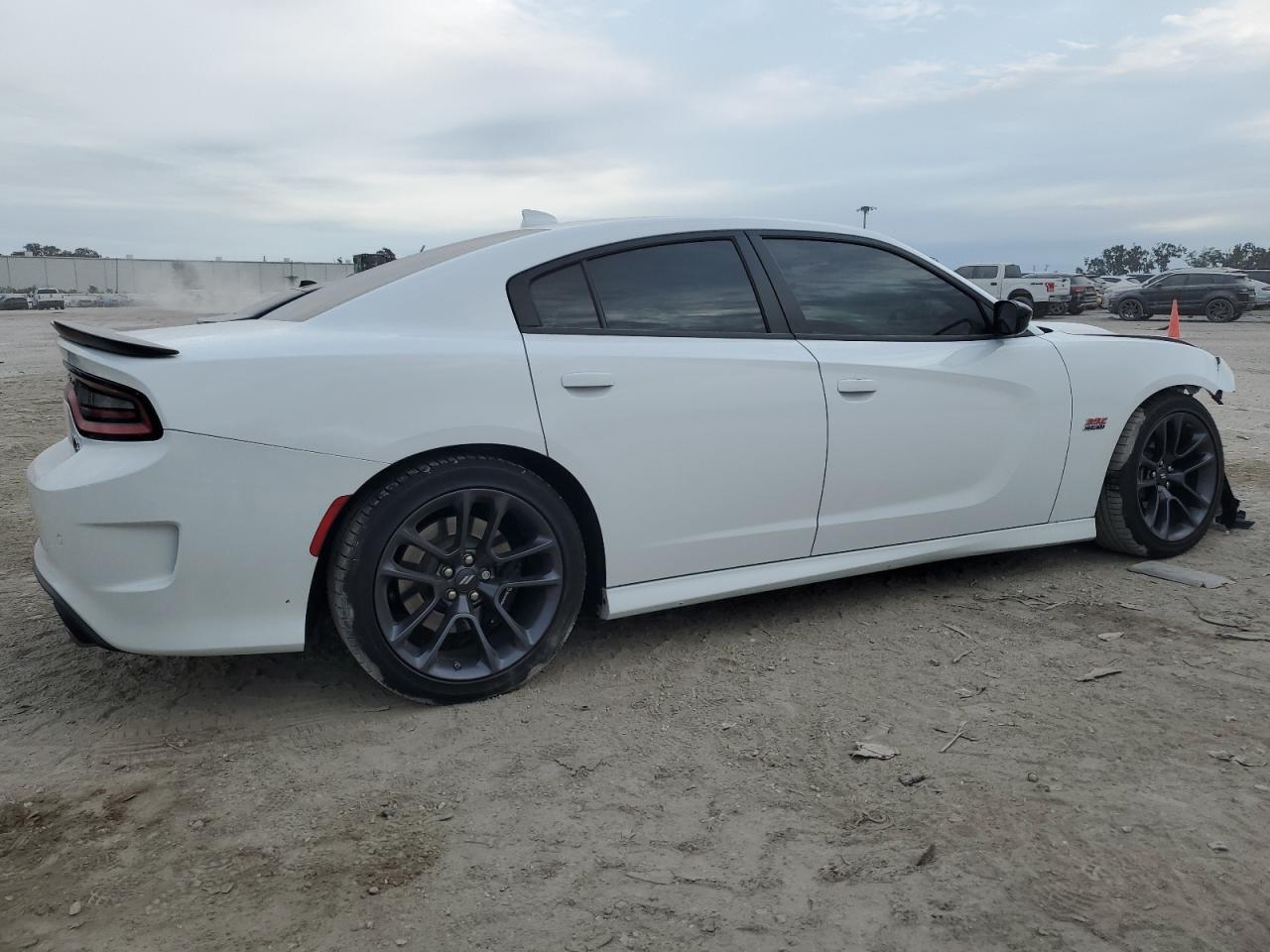 Изображение 3 2023 DODGE CHARGER SCAT PACK 2023 с VIN 2C3CDXGJ8PH592489