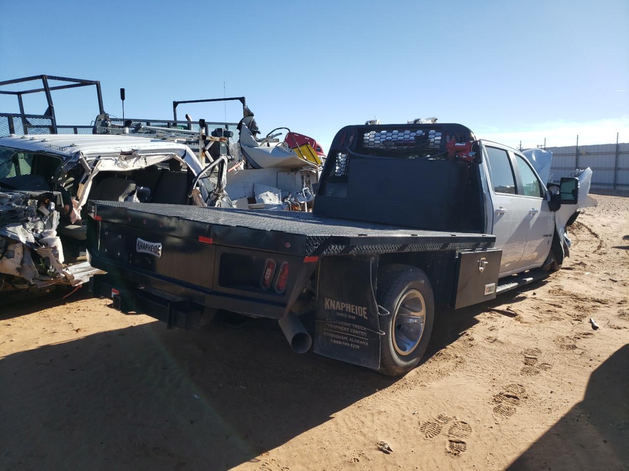 Изображение 3 2022 CHEVROLET SILVERADO K3500 LT 2022 с VIN 1GB4YTEY3NF329603