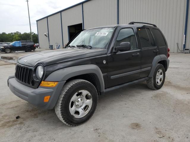 Obraz 1 z 2005 JEEP LIBERTY SPORT 2005 z VIN 1J4GL48K15W671744