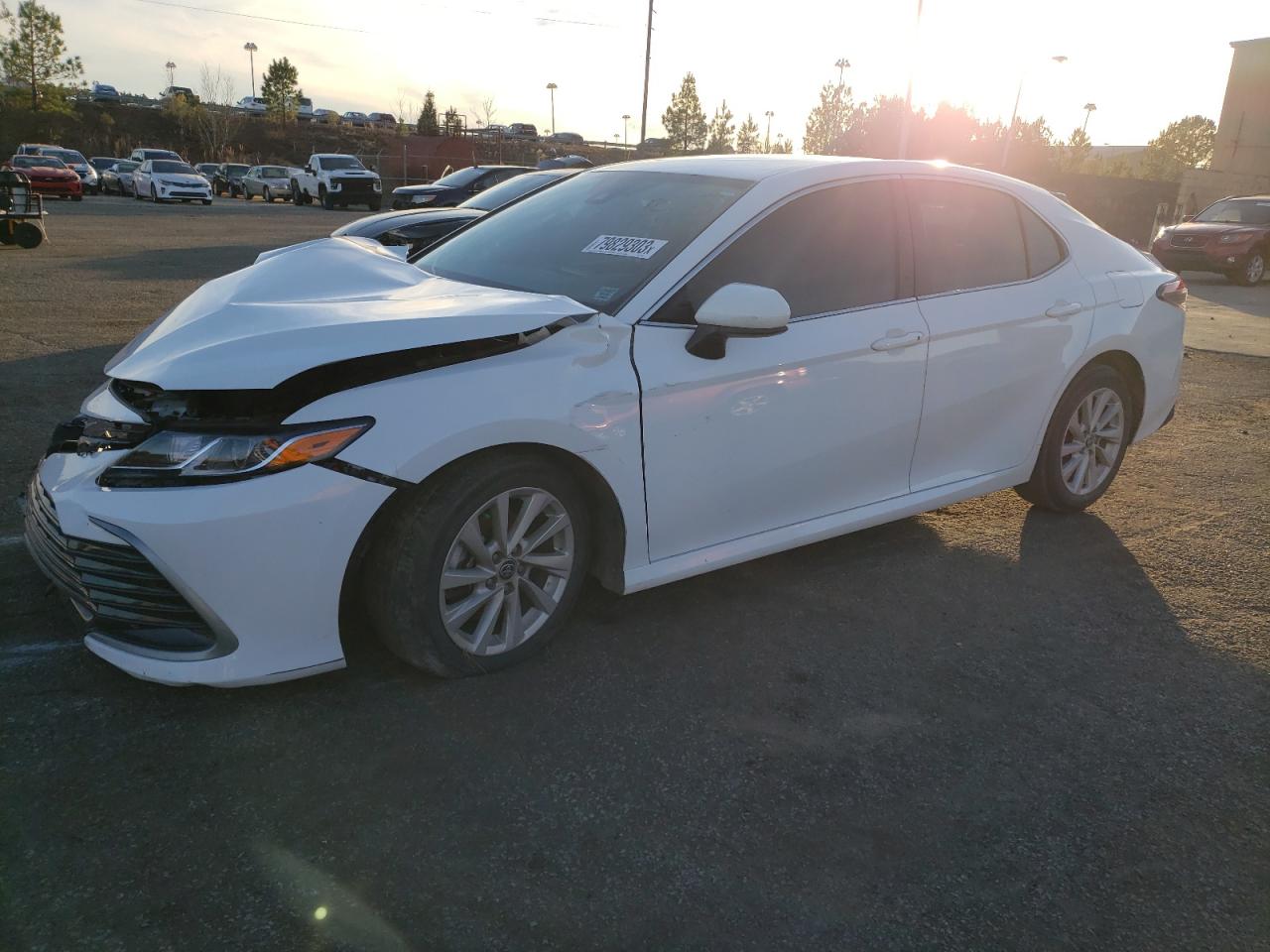 Изображение 1 2022 TOYOTA CAMRY LE 2022 с VIN 4T1C11AK5NU716517