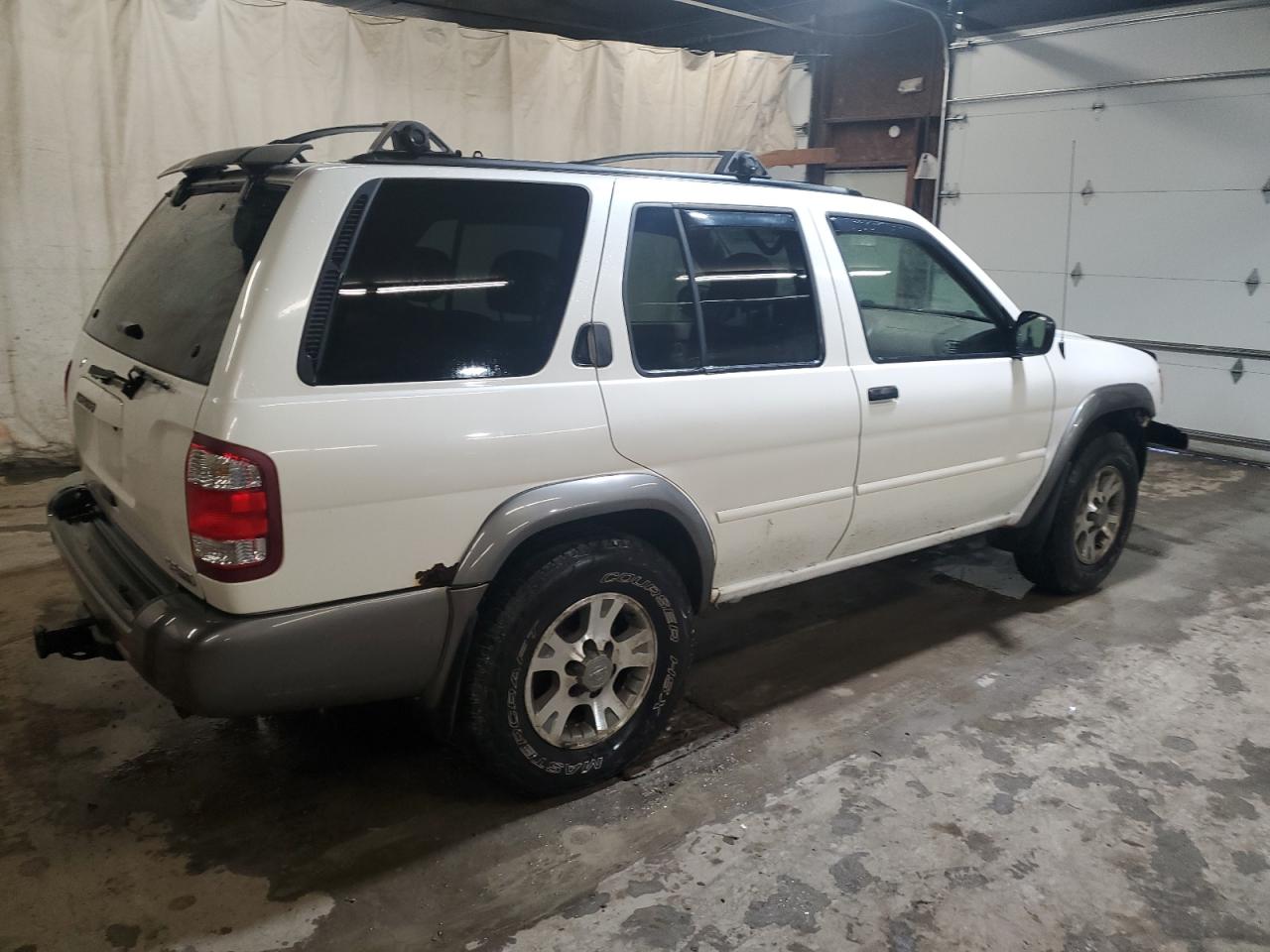Изображение 3 2001 NISSAN PATHFINDER LE 2001 с VIN JN8DR09Y11W612100