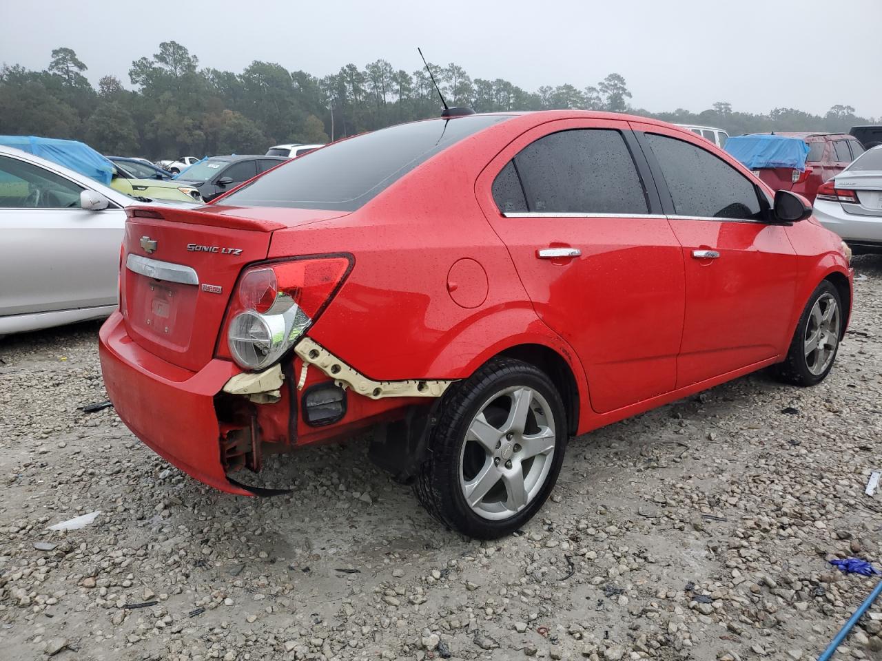 Obraz 3 z 2016 CHEVROLET SONIC LTZ 2016 z VIN 1G1JE5SB1G4134688