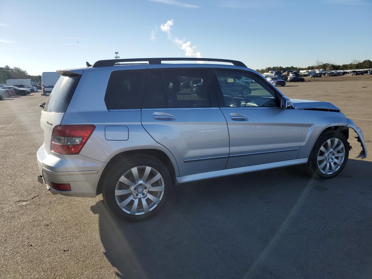 Obraz 3 z 2011 MERCEDES-BENZ GLK 350 4MATIC 2011 z VIN WDCGG8HB7BF537165