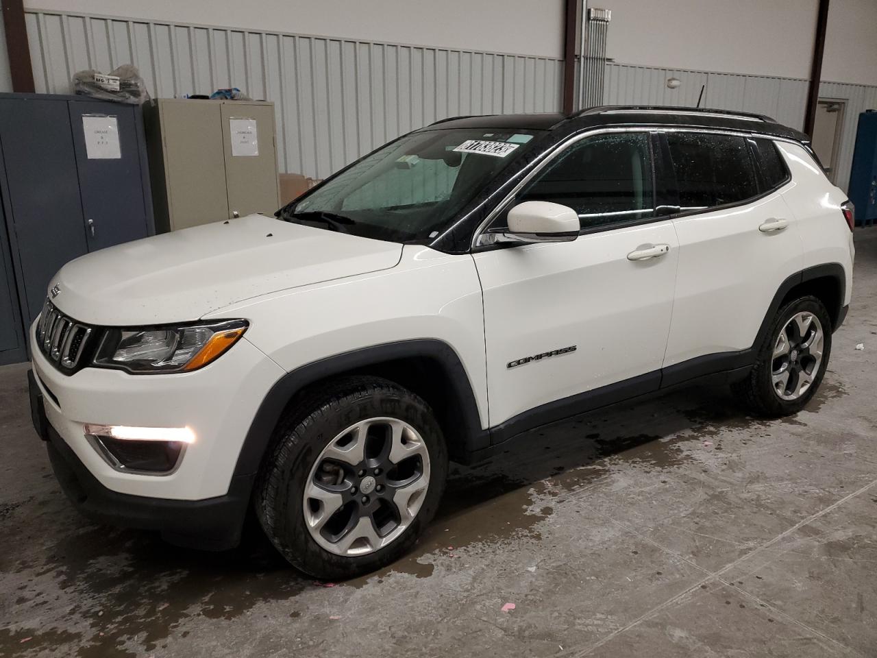 Image 1 of 2018 JEEP COMPASS LIMITED 2018 with VIN 3C4NJDCB5JT395949