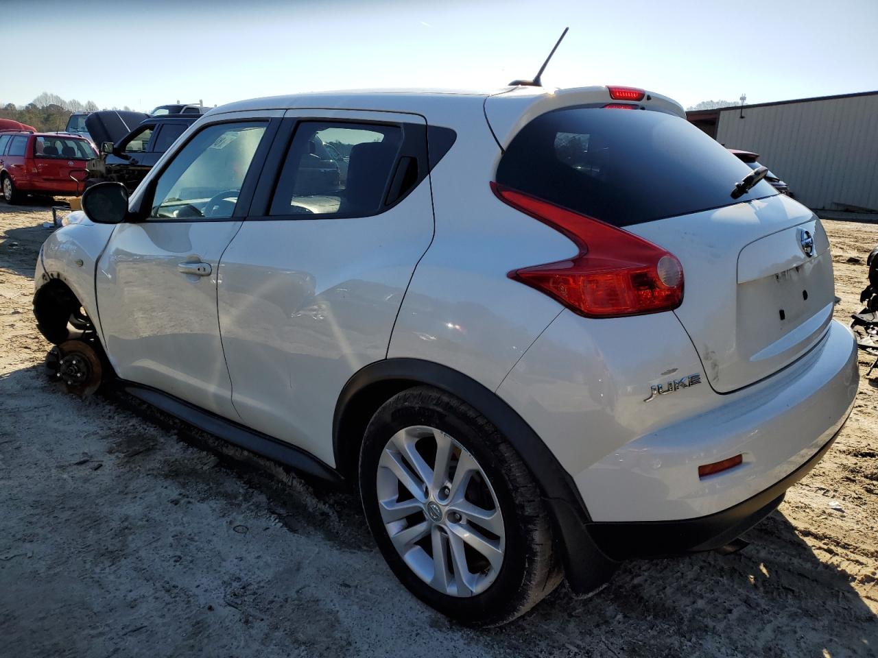 Изображение 2 2013 NISSAN JUKE S 2013 с VIN JN8AF5MVXDT226366