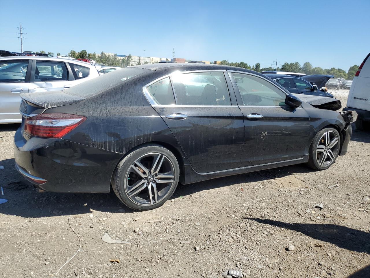 Image 3 of 2017 HONDA ACCORD SPORT 2017 with VIN 1HGCR2F52HA133870