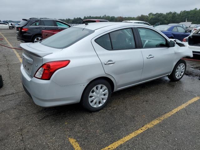 Obraz 3 z 2018 NISSAN VERSA S 2018 z VIN 3N1CN7AP6JK437372