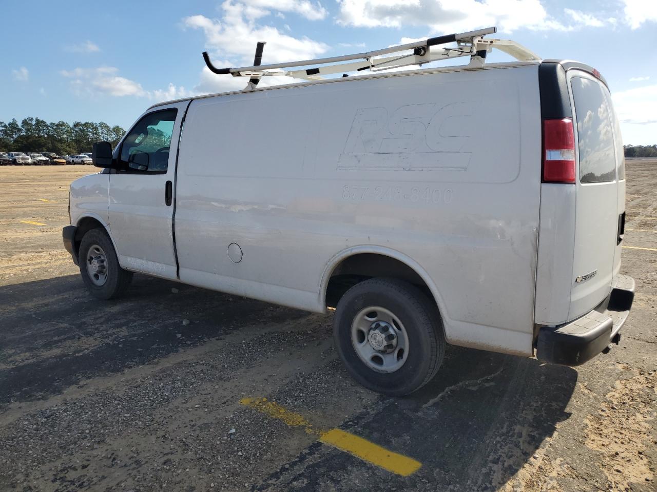 Изображение 2 2018 CHEVROLET EXPRESS G2500  2018 с VIN 1GCWGAFP6J1309550