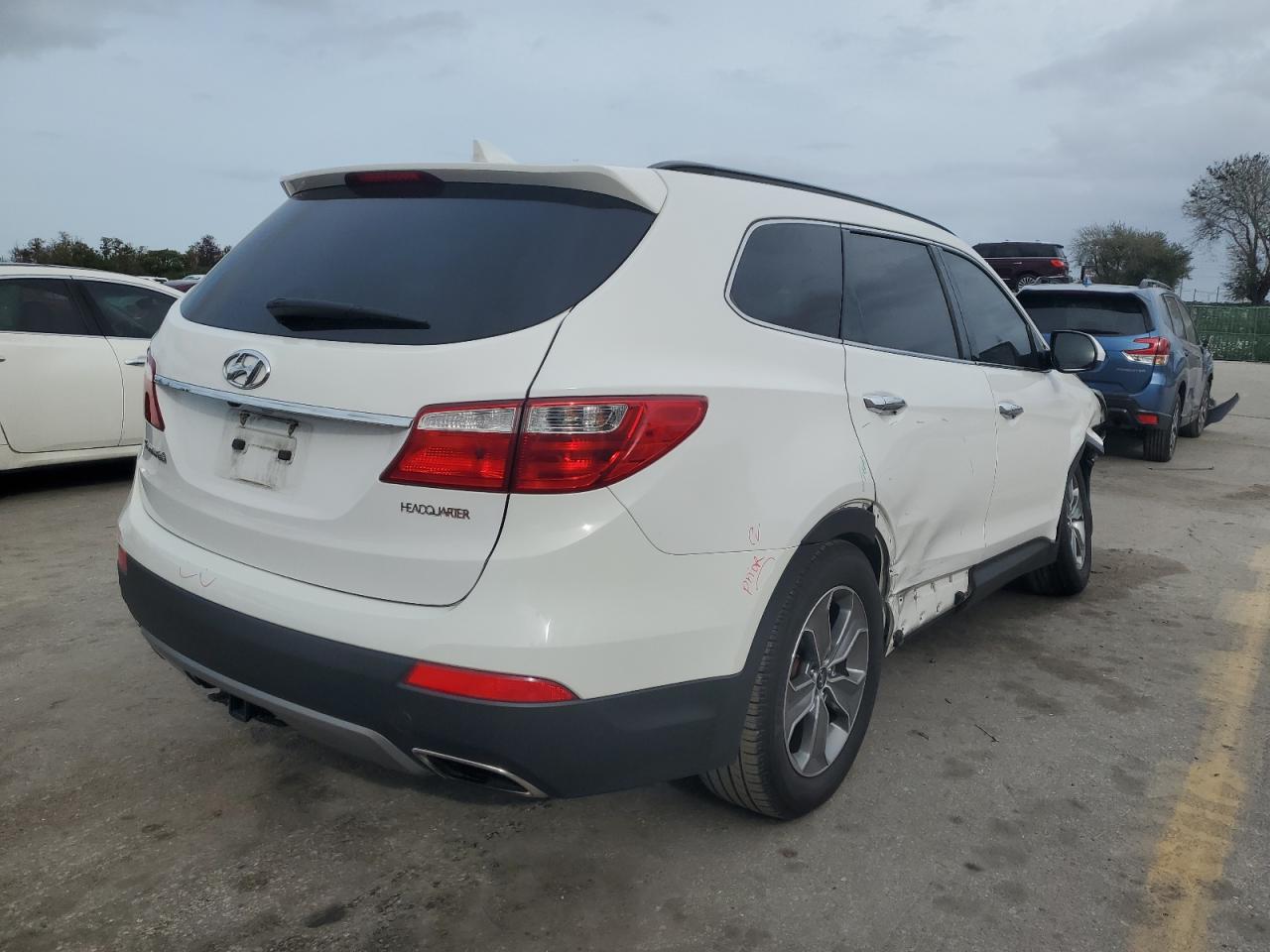 Image 3 of 2014 HYUNDAI SANTA FE GLS 2014 with VIN KM8SM4HF1EU057980