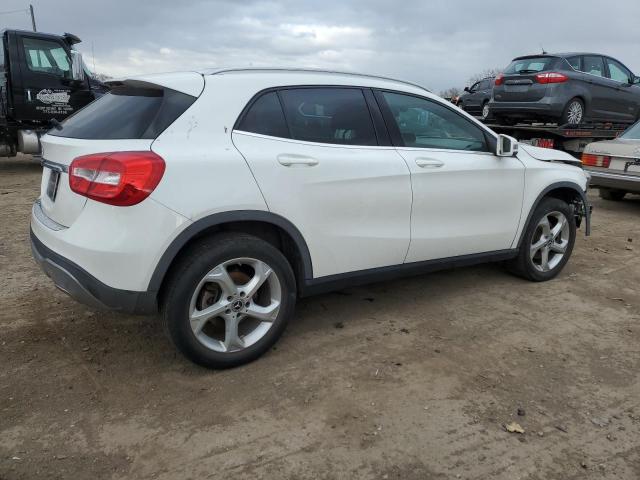 Image 3 of 2018 MERCEDES-BENZ GLA 250 2018 with VIN WDCTG4EB9JJ503798