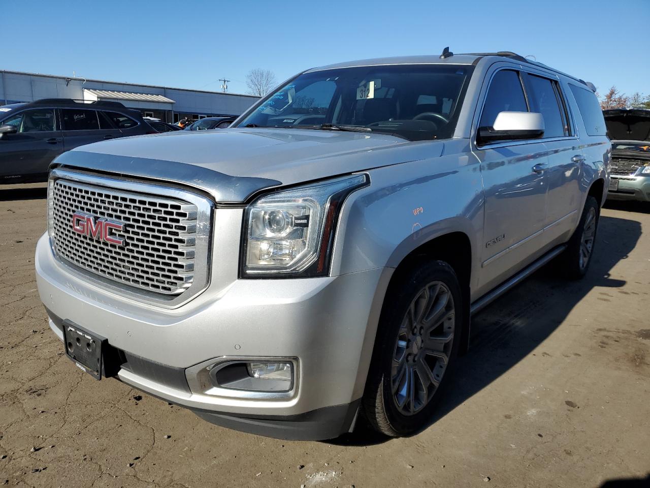 Image 1 of 2015 GMC YUKON XL DENALI 2015 with VIN 1GKS2JKJ3FR162907