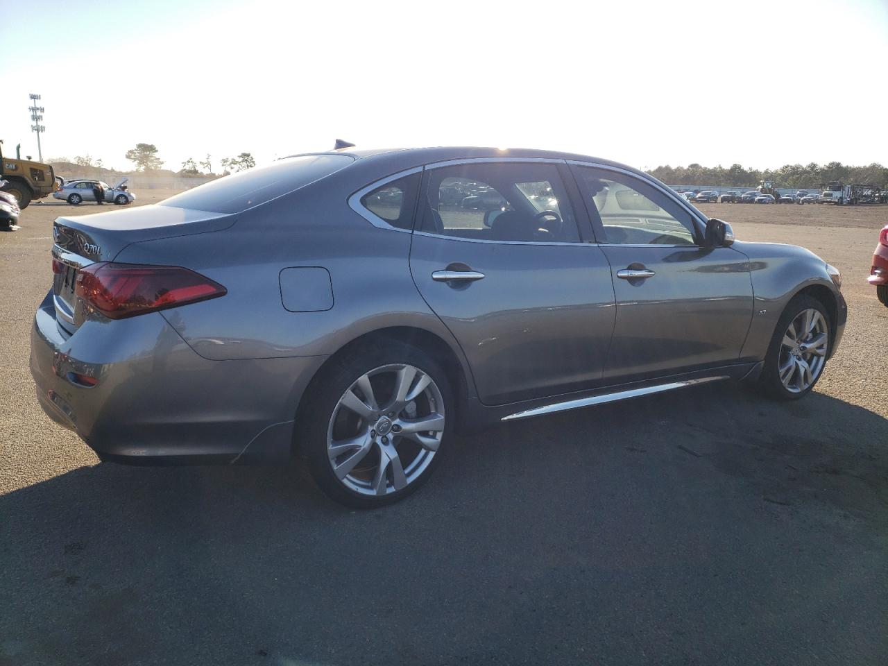 Изображение 3 2015 INFINITI Q70L 3.7 2015 с VIN JN1BY1PR3FM831895