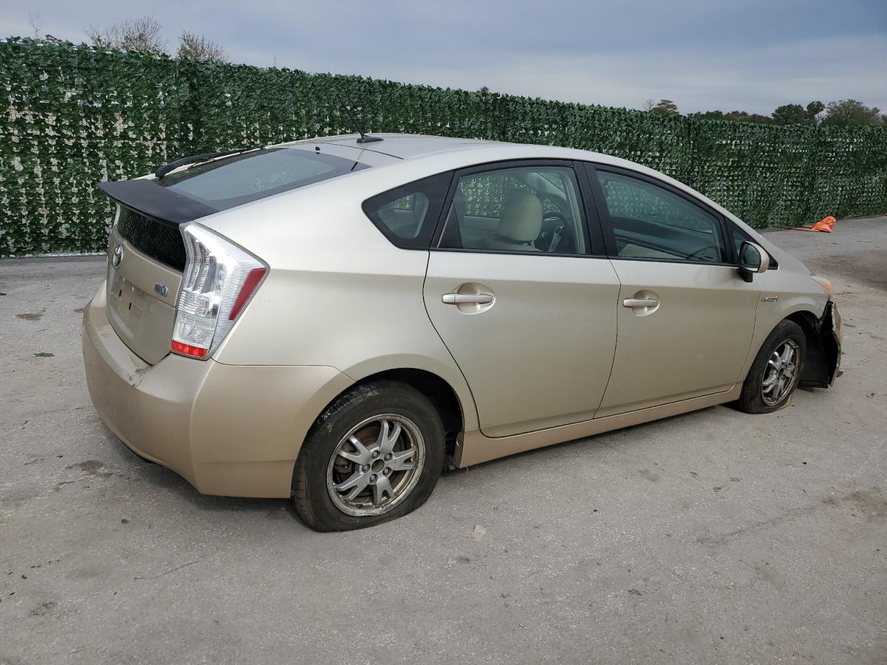 Obraz 3 z 2010 TOYOTA PRIUS  2010 z VIN JTDKN3DU8A0074423