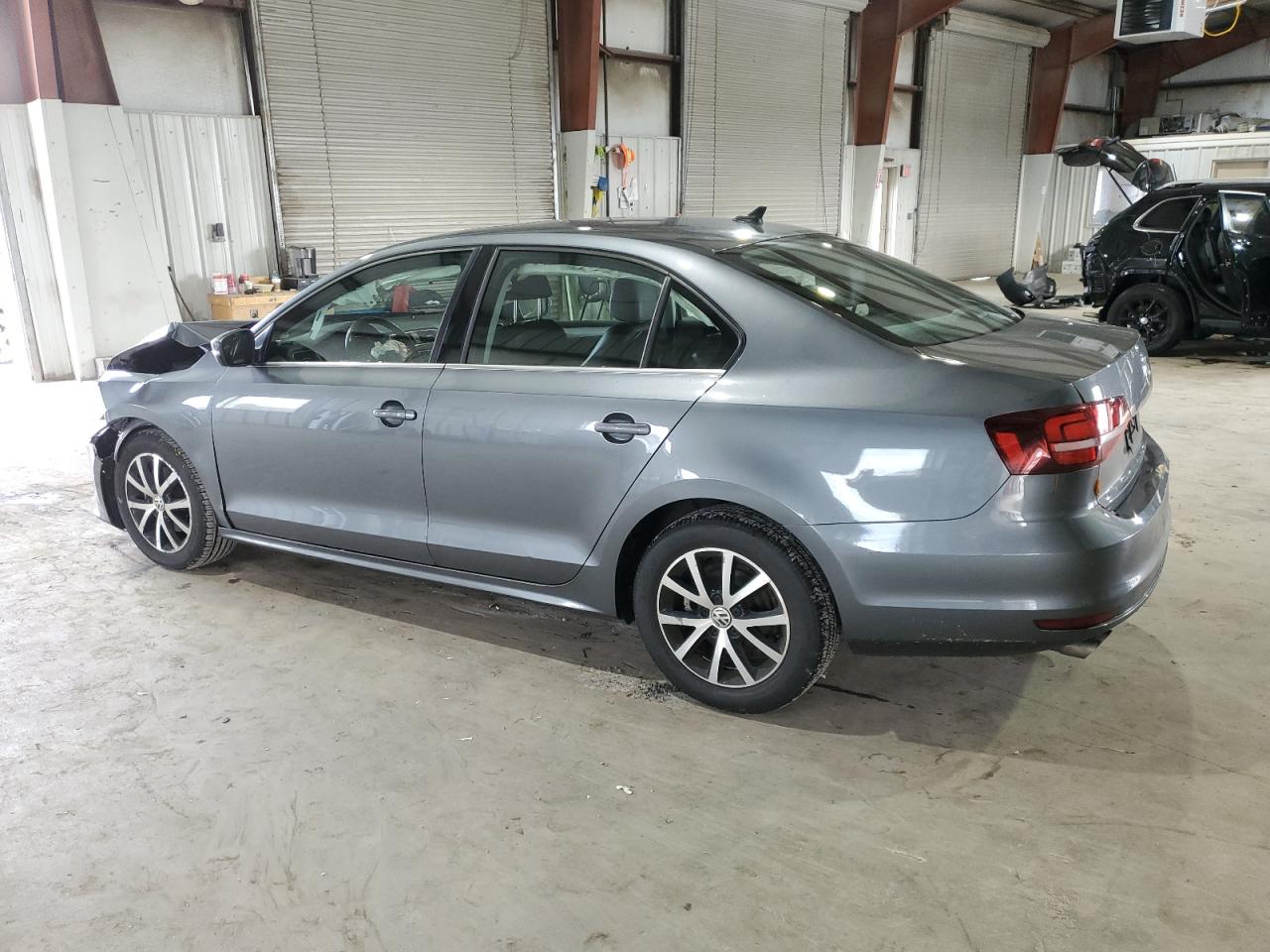 Obraz 2 z 2017 VOLKSWAGEN JETTA SE 2017 z VIN 3VWDB7AJ7HM372534