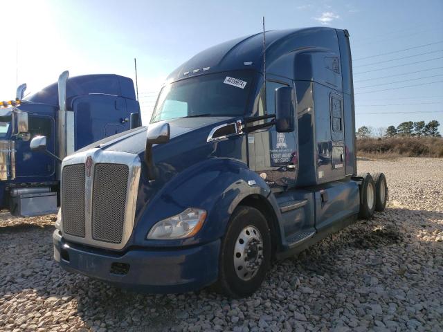 Image 2 of 2020 KENWORTH CONSTRUCTION T680 2020 with VIN 1XKYDP9X4LJ346457