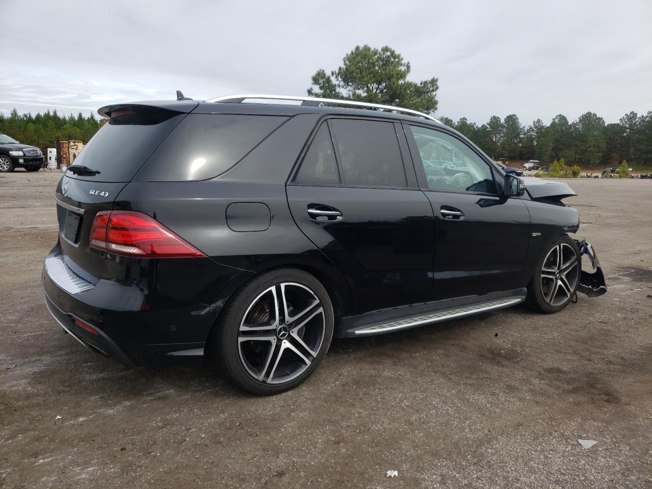 Obraz 3 z 2018 MERCEDES-BENZ GLE 43 AMG 2018 z VIN 4JGDA6EB6JB130975