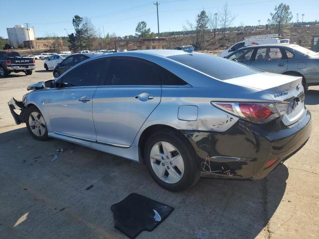 Image 2 of 2012 HYUNDAI SONATA HYBRID 2012 with VIN KMHEC4A40CA032656