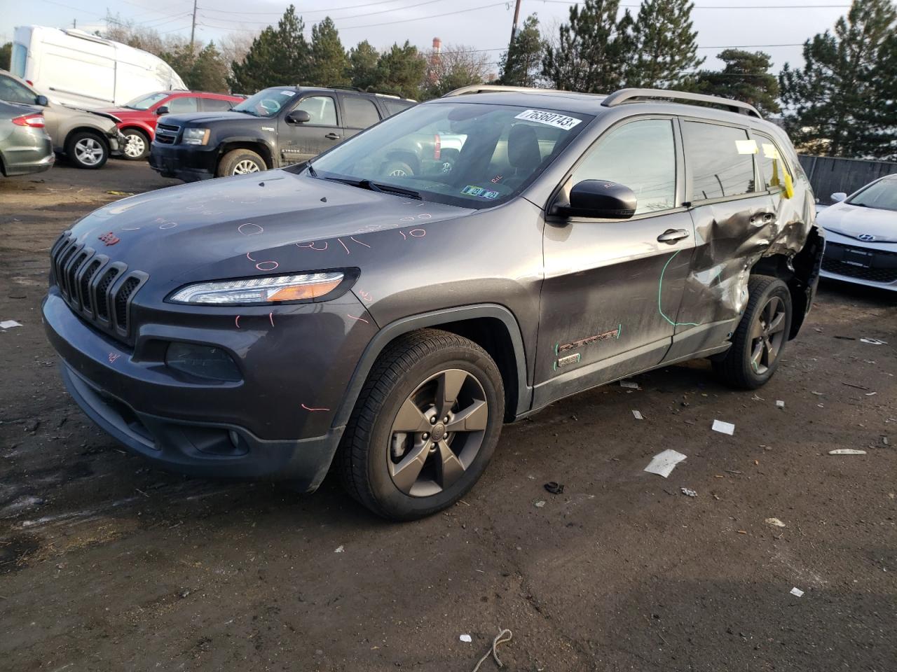 Obraz 1 z 2017 JEEP CHEROKEE LATITUDE 2017 z VIN 1C4PJMCS2HW503604