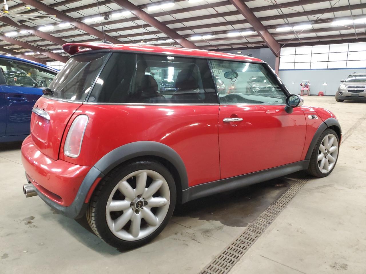 Изображение 3 2005 MINI COOPER S 2005 с VIN WMWRE33415TD96325