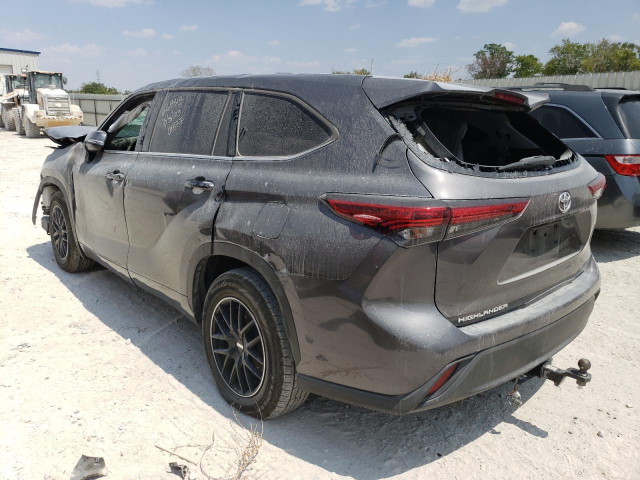 Изображение 2 2021 TOYOTA HIGHLANDER L 2021 с VIN 5TDCZRAH6MS520377