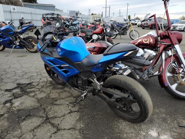Image 3 of 2017 KAWASAKI EX300 B 2017 with VIN JKAEX8B11HDA38991