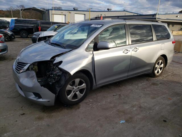 2014 TOYOTA SIENNA LE 2014 image