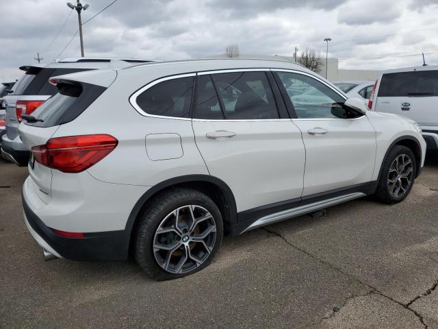 Obraz 3 z 2020 BMW X1 XDRIVE28I 2020 z VIN WBXJG9C06L5P96599
