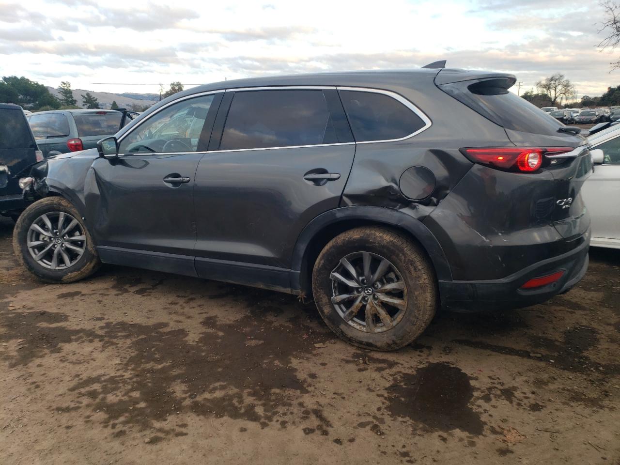 Obraz 2 z 2020 MAZDA CX-9 TOURING 2020 z VIN JM3TCBCY4L0407445