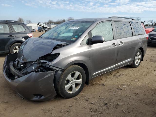 Obraz 2017 TOYOTA SIENNA LE 2017