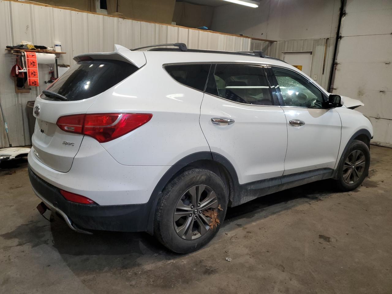 Image 3 of 2014 HYUNDAI SANTA FE SPORT  2014 with VIN 5XYZU3LBXEG133604