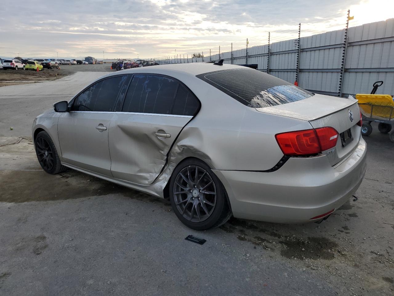 Изображение 2 2014 VOLKSWAGEN JETTA TDI 2014 с VIN 3VWLL7AJ8EM301265