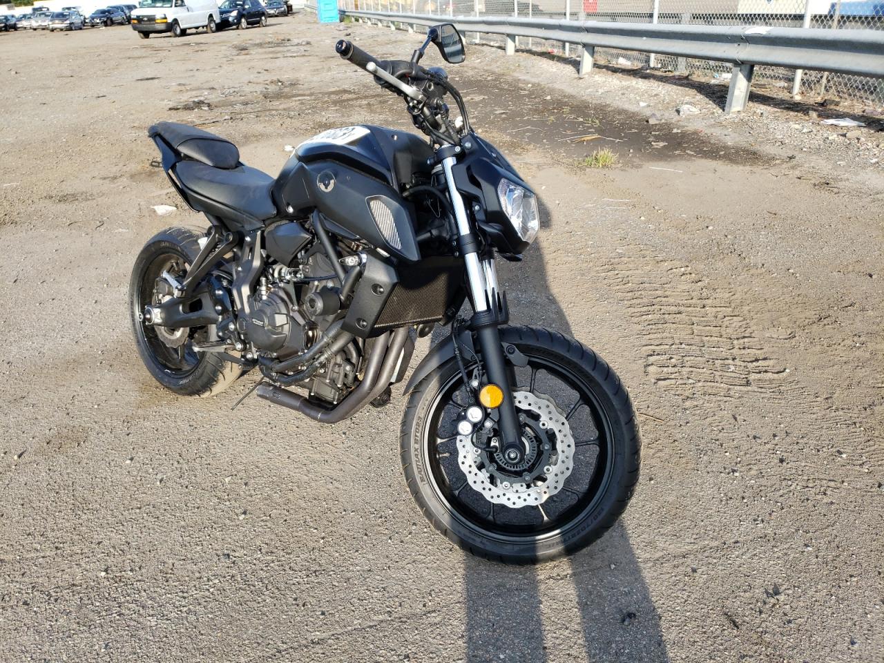 Image 1 of Yamaha Mt07 2019 with VIN JYARM27E0KA004888